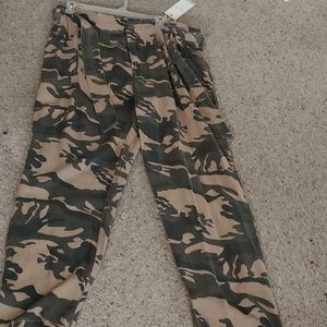 Miss me Los Angeles camo green large